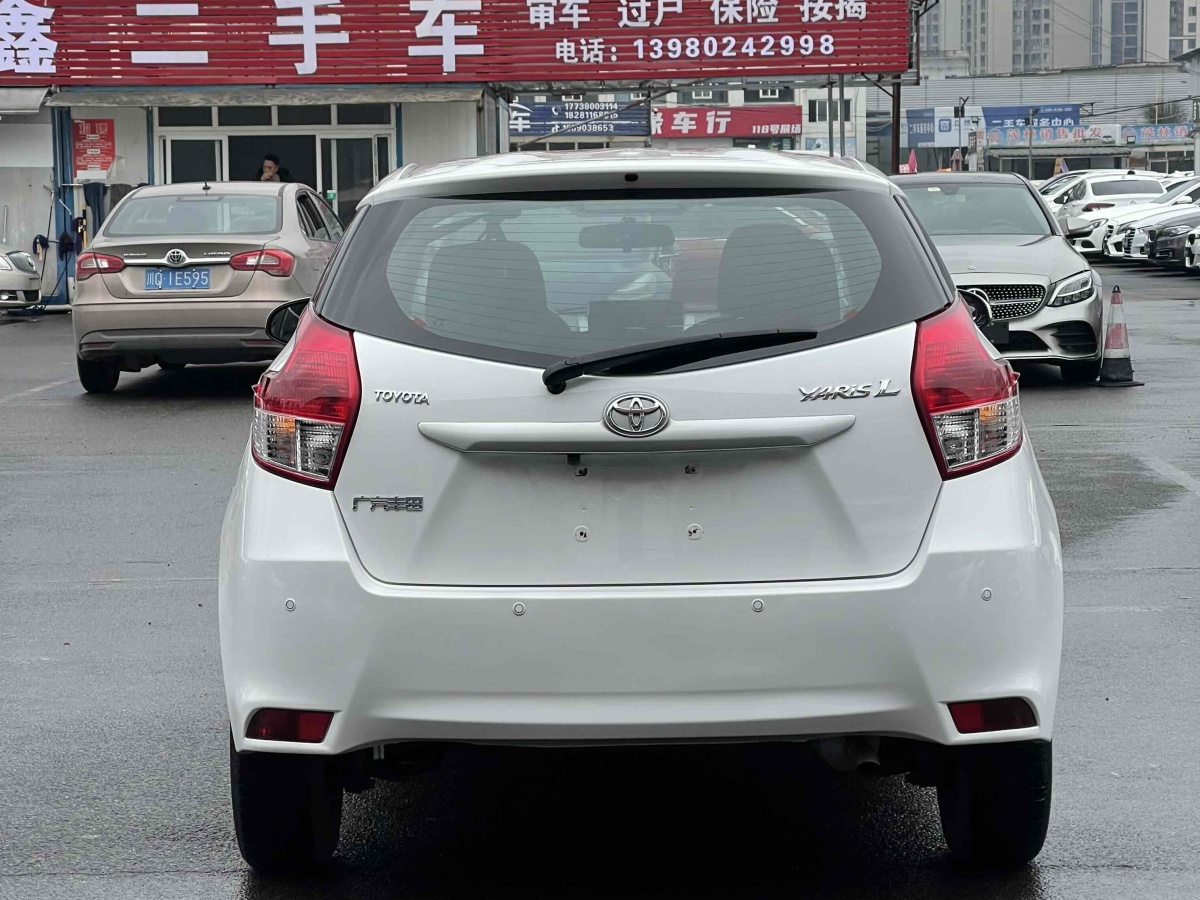 豐田 YARiS L 致炫  2015款 1.5E 自動(dòng)魅動(dòng)版圖片