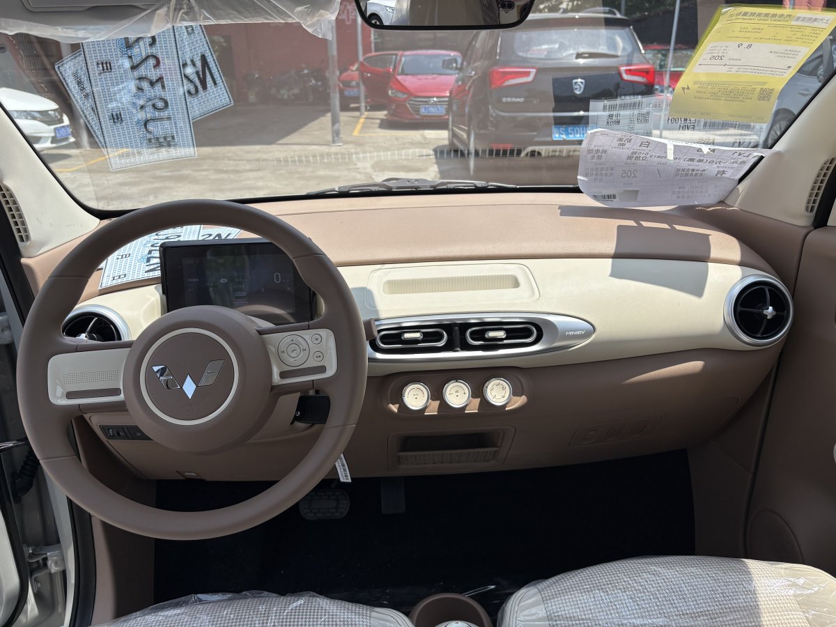 五菱 宏光MINIEV  2025款 四門版 進(jìn)階款圖片
