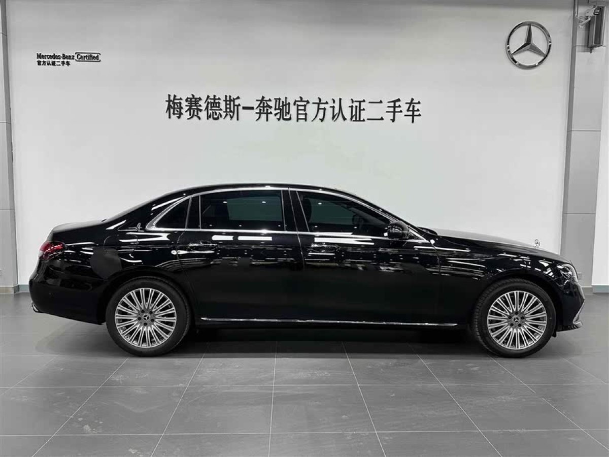 奔馳 奔馳E級(jí)  2023款 改款 E 300 L 豪華型圖片