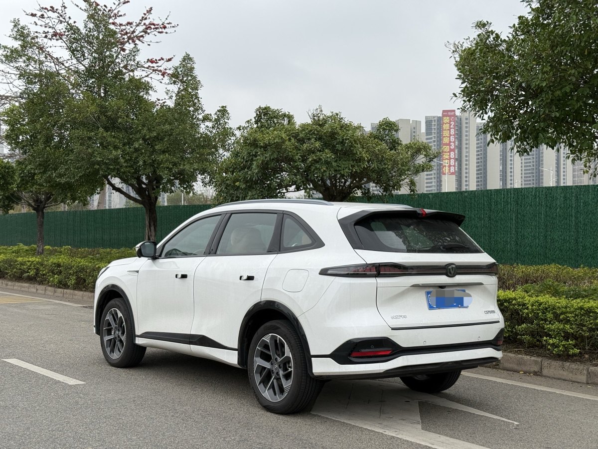 長(zhǎng)安 CS75 PLUS  2025款 第四代 1.5T 新藍(lán)鯨 尊享型圖片