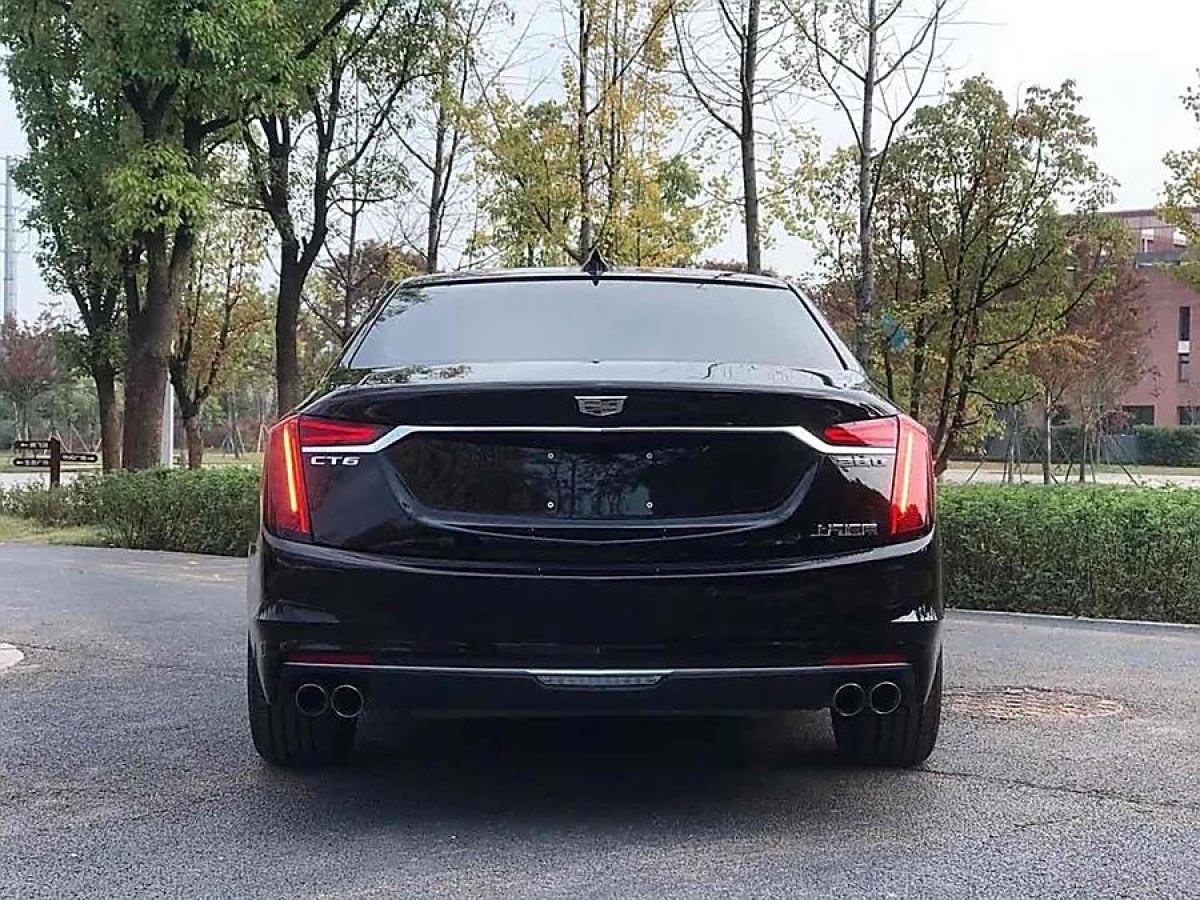 凱迪拉克 CT6  2019款 28T 豪華型圖片