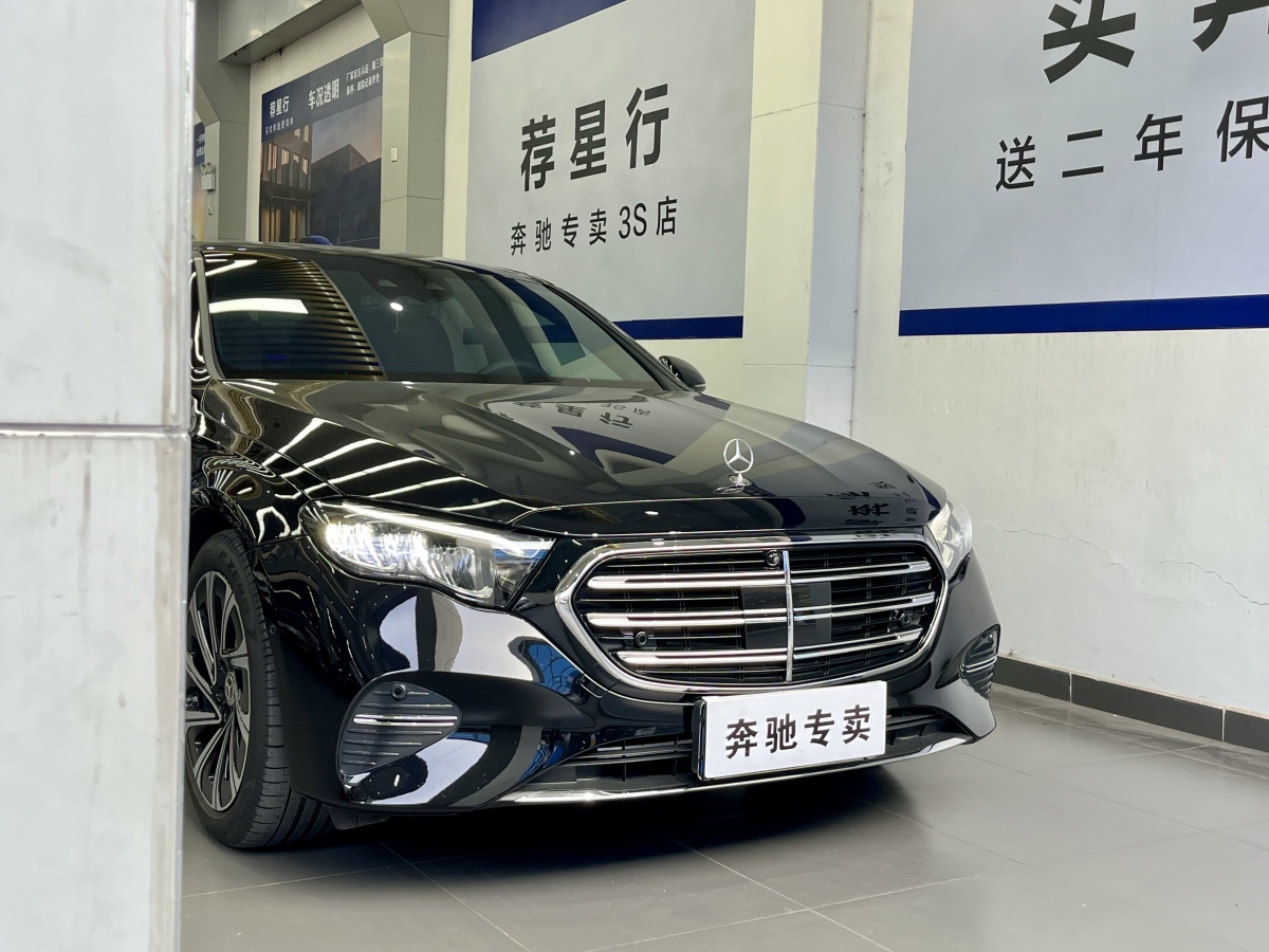 奔馳 奔馳E級(jí)  2024款 E 300 L 豪華型圖片