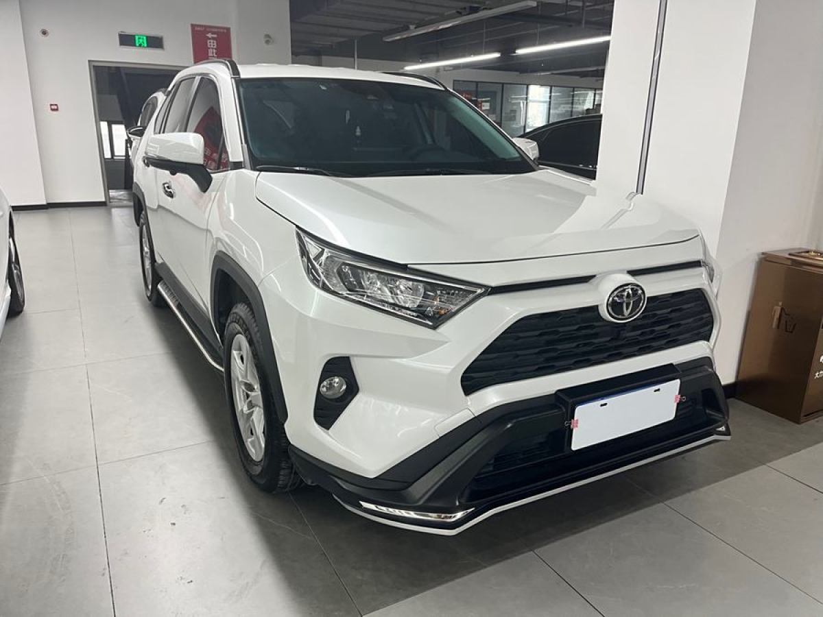 豐田 RAV4榮放  2022款 2.0L CVT兩驅(qū)都市版圖片