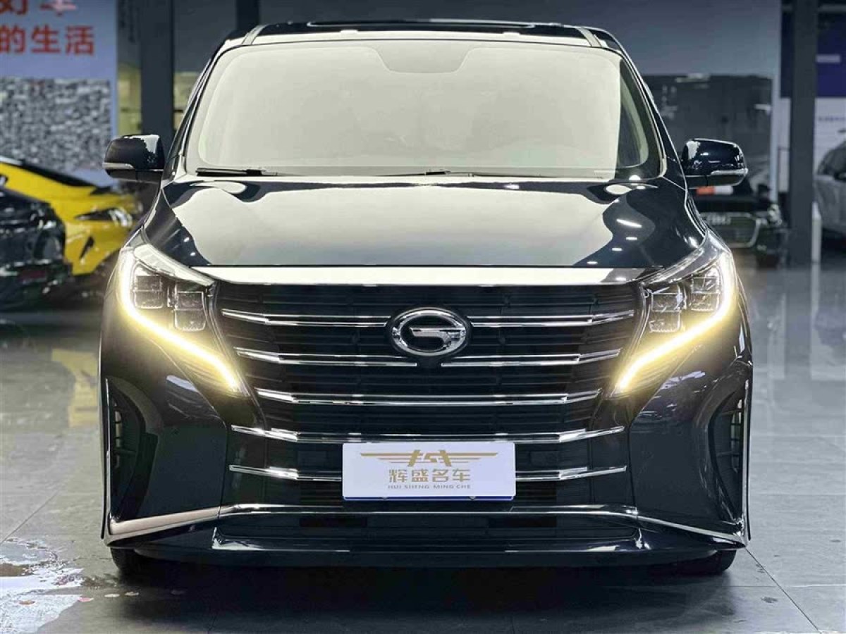 廣汽傳祺 M8  2021款 領(lǐng)秀系列 390T 尊貴版圖片