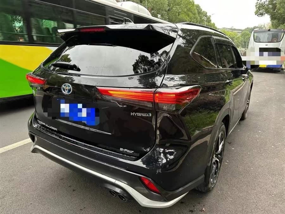豐田 皇冠陸放  2023款 2.5L HEV四驅(qū)尊貴版圖片