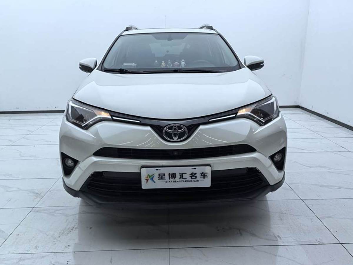 豐田 RAV4榮放  2016款 2.0L CVT兩驅(qū)風(fēng)尚版圖片