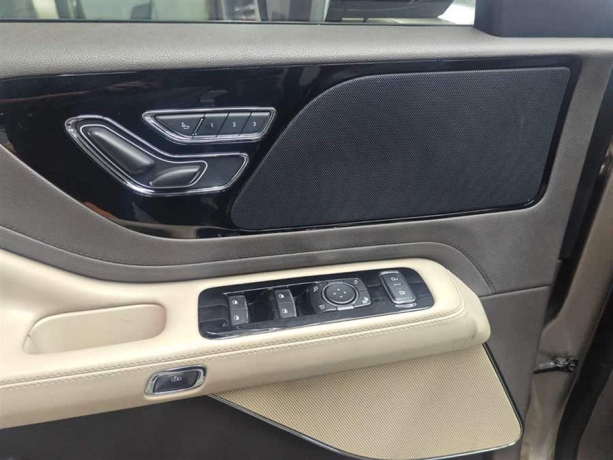 林肯 飛行家  2020款 3.0T V6全驅(qū)尊享版圖片