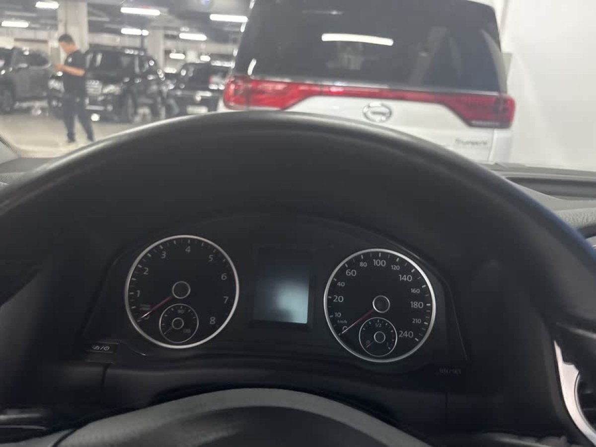 大眾 途觀  2015款 1.8TSI 自動四驅(qū)豪華型圖片