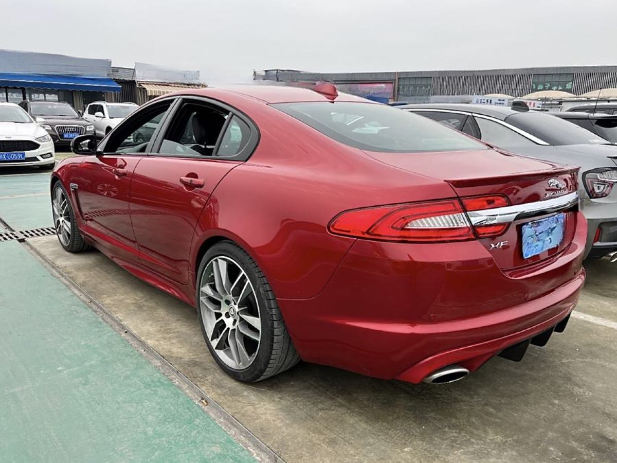 捷豹 XF  2015款 XF 3.0 SC R-Sport 豪華版圖片