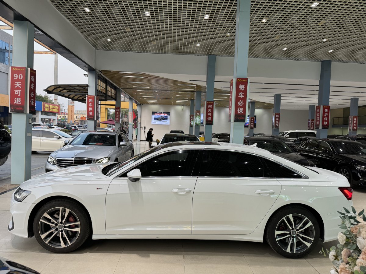 奧迪 奧迪A6L  2022款 40 TFSI 豪華動(dòng)感型圖片