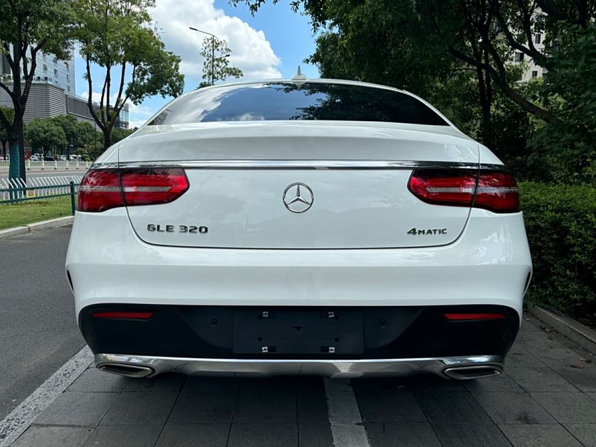 2019年4月奔馳 奔馳GLE轎跑  2017款 GLE 320 4MATIC 轎跑SUV