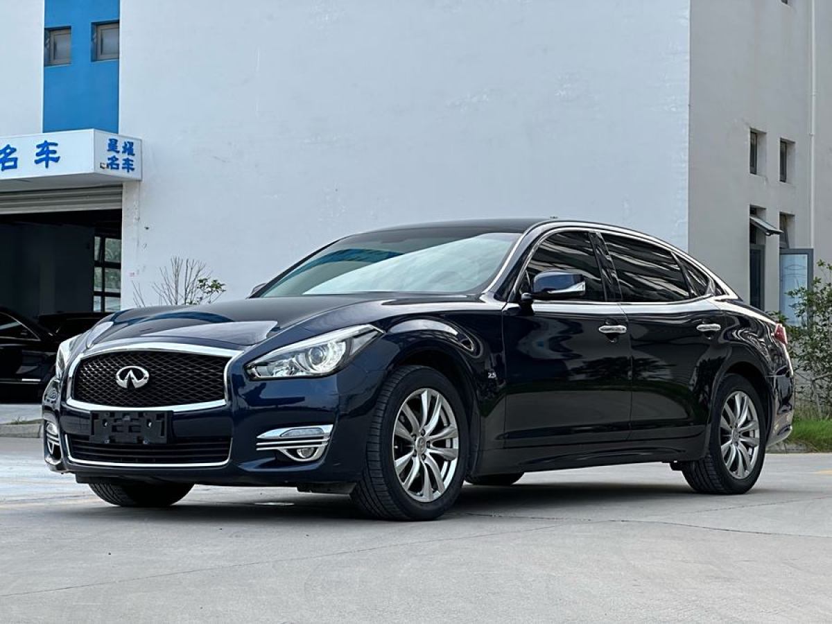 2018年4月英菲尼迪 Q70  2017款 Q70L 2.5L 精英版