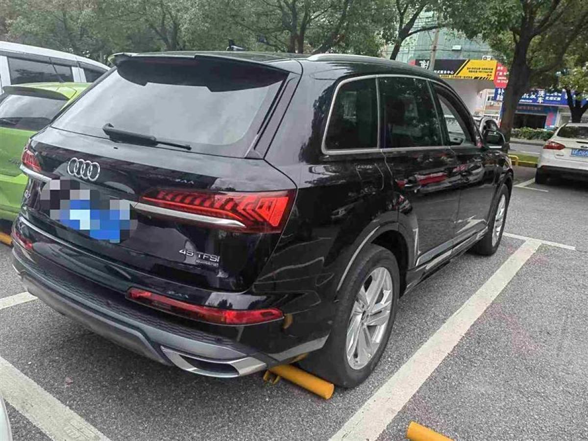 2021年5月奧迪 奧迪Q7  2024款 45 TFSI quattro S line運(yùn)動(dòng)型