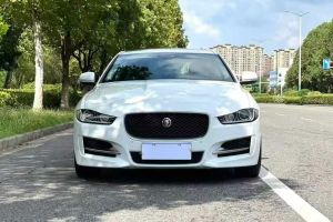 XE 捷豹 2.0T 200PS R-Sport