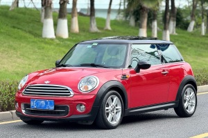 COUNTRYMAN MINI 1.6L COOPER Excitement