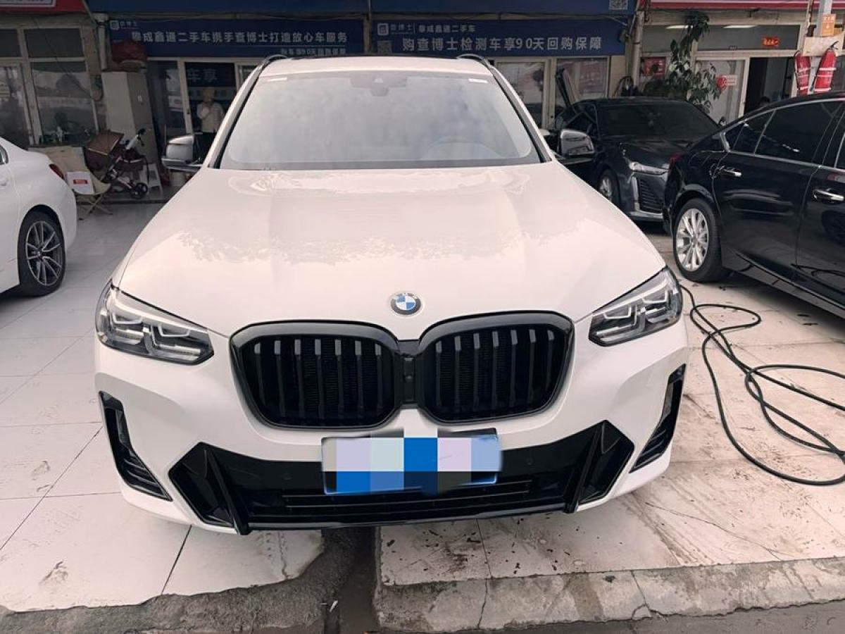 寶馬 寶馬X3  2023款 xDrive30i 領(lǐng)先型 M曜夜套裝圖片