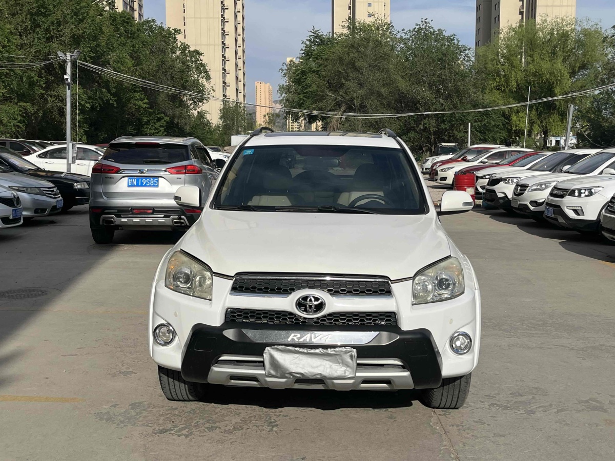 豐田 RAV4  2019款 榮放 2.0L CVT兩驅(qū)先鋒版圖片