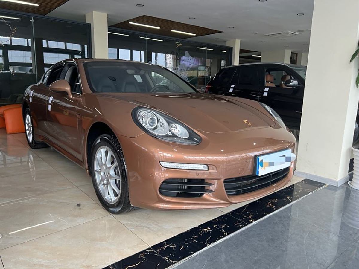 保時(shí)捷 Panamera  2014款 Panamera 3.0T圖片