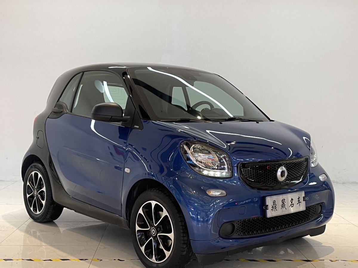 smart fortwo  2015款 1.0L 52千瓦硬頂激情版圖片