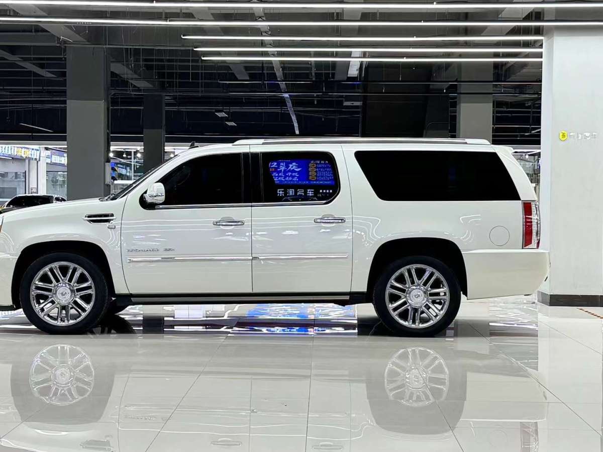 凱迪拉克 凱雷德ESCALADE  2013款 6.2L ESV鉑金版加長型圖片