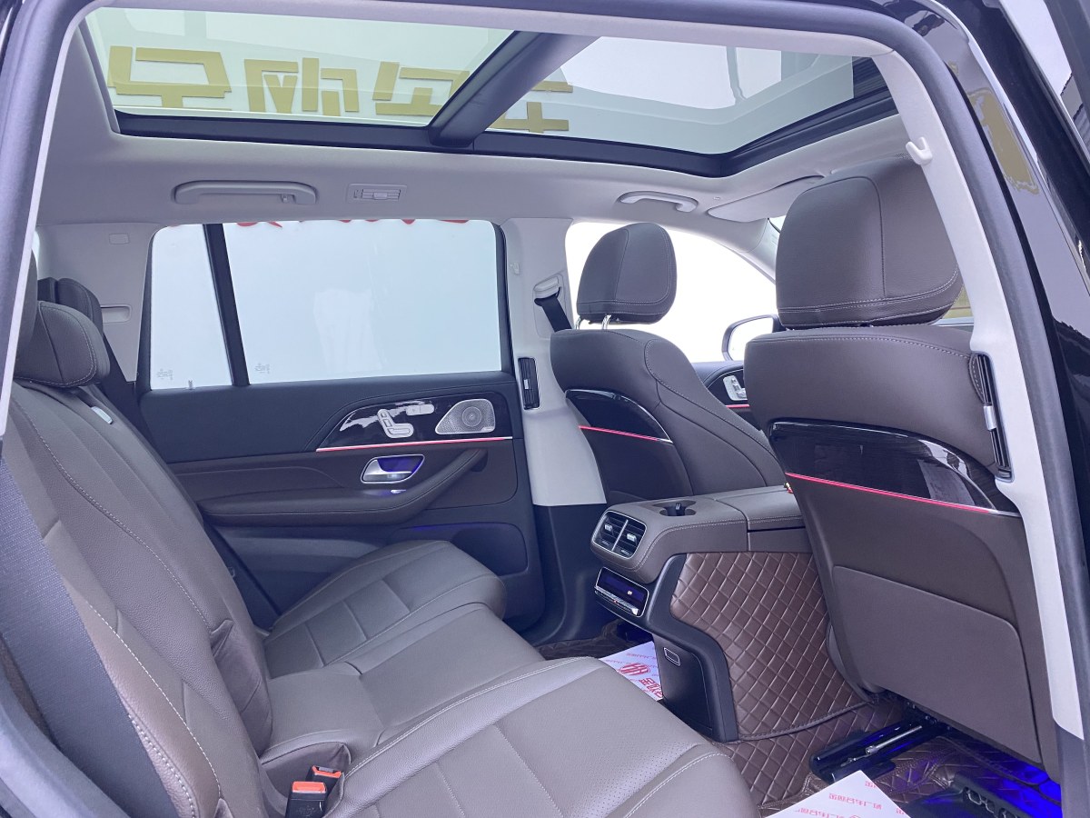 奔馳 奔馳GLS  2023款 改款 GLS 450 4MATIC 時(shí)尚型圖片