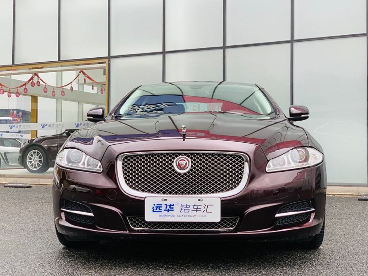 捷豹 XJ  2014款 XJL 3.0 SC 兩驅(qū)尊享商務(wù)版圖片