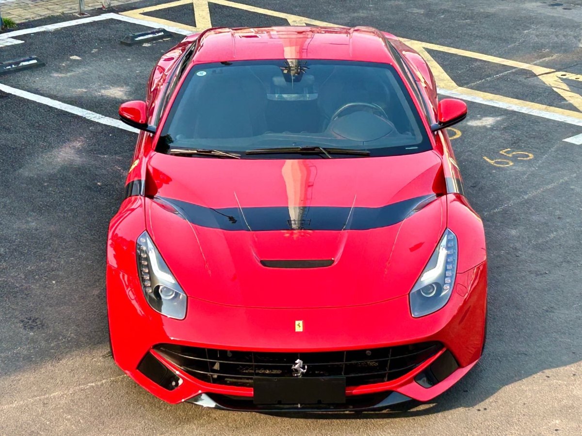 法拉利 F12berlinetta  2013款 6.3L 標準型圖片