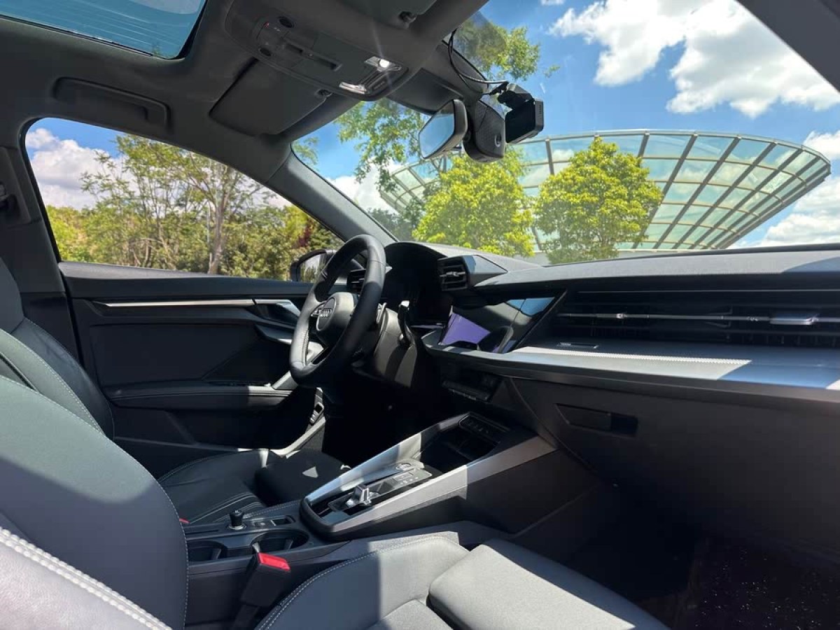 奧迪 奧迪A3  2021款 A3L Limousine 35 TFSI 時(shí)尚運(yùn)動(dòng)型圖片