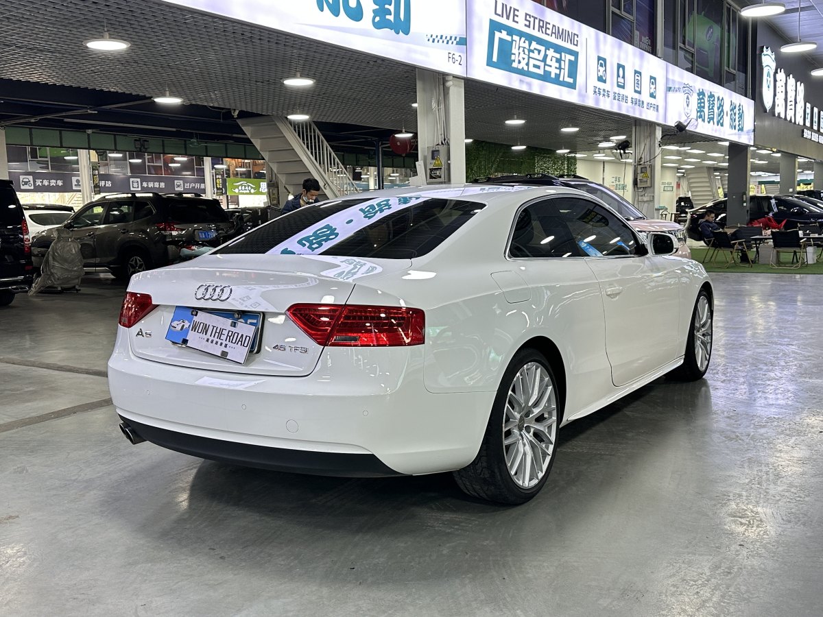 奧迪 奧迪A5  2014款 Coupe 45 TFSI風(fēng)尚版圖片