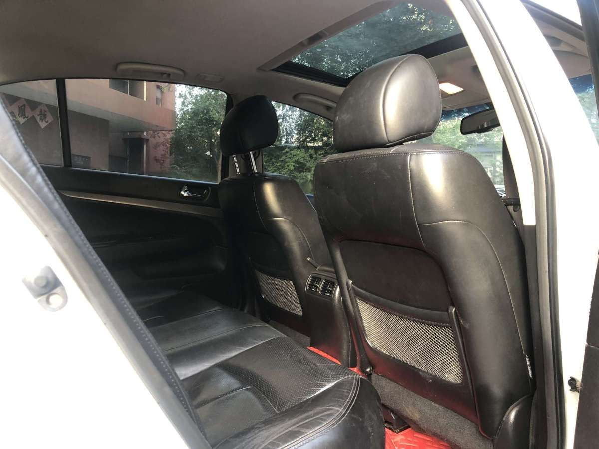 英菲尼迪 G系  2013款 G25 Sedan 運(yùn)動版圖片