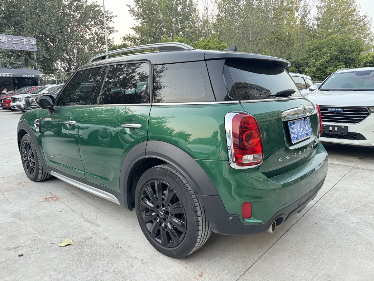 MINI COUNTRYMAN  2019款 1.5T COOPER ALL4 藝術(shù)家周末旅行版圖片