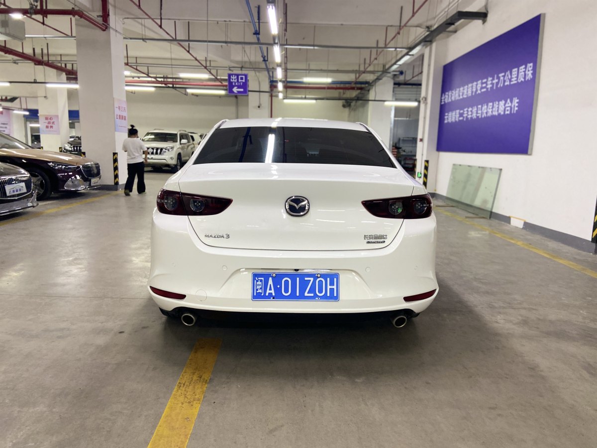 馬自達(dá) 馬自達(dá)3 Axela昂克賽拉  2021款 2.0L 自動質(zhì)耀版圖片