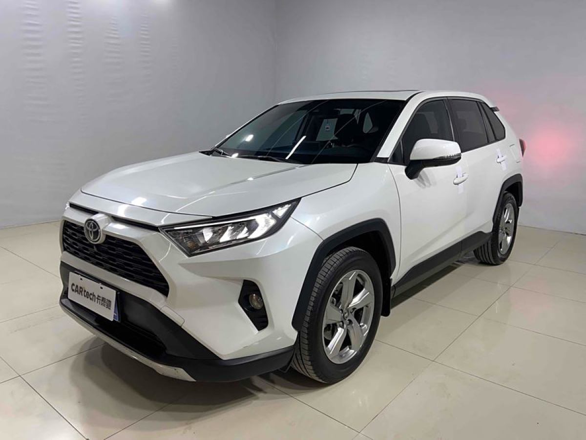 2022年9月豐田 RAV4榮放  2021款 2.0L CVT兩驅(qū)風(fēng)尚版