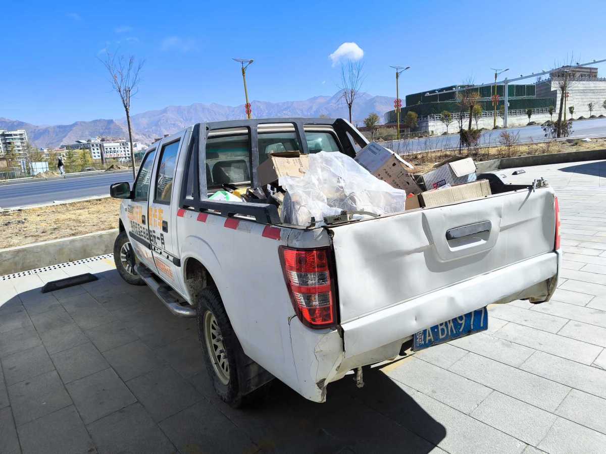 江鈴 寶典  2009款 2.8T四驅(qū)柴油LX圖片