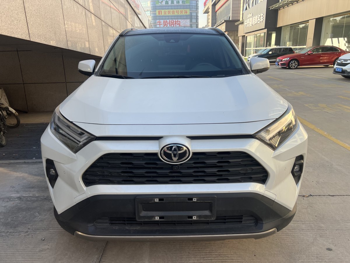 豐田 RAV4  2018款 榮放 2.0L CVT兩驅(qū)風(fēng)尚版圖片