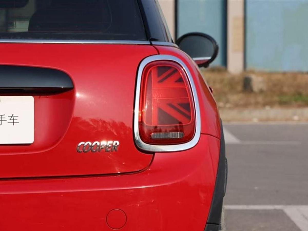 MINI COUNTRYMAN  2018款 1.5T COOPER 經(jīng)典派圖片