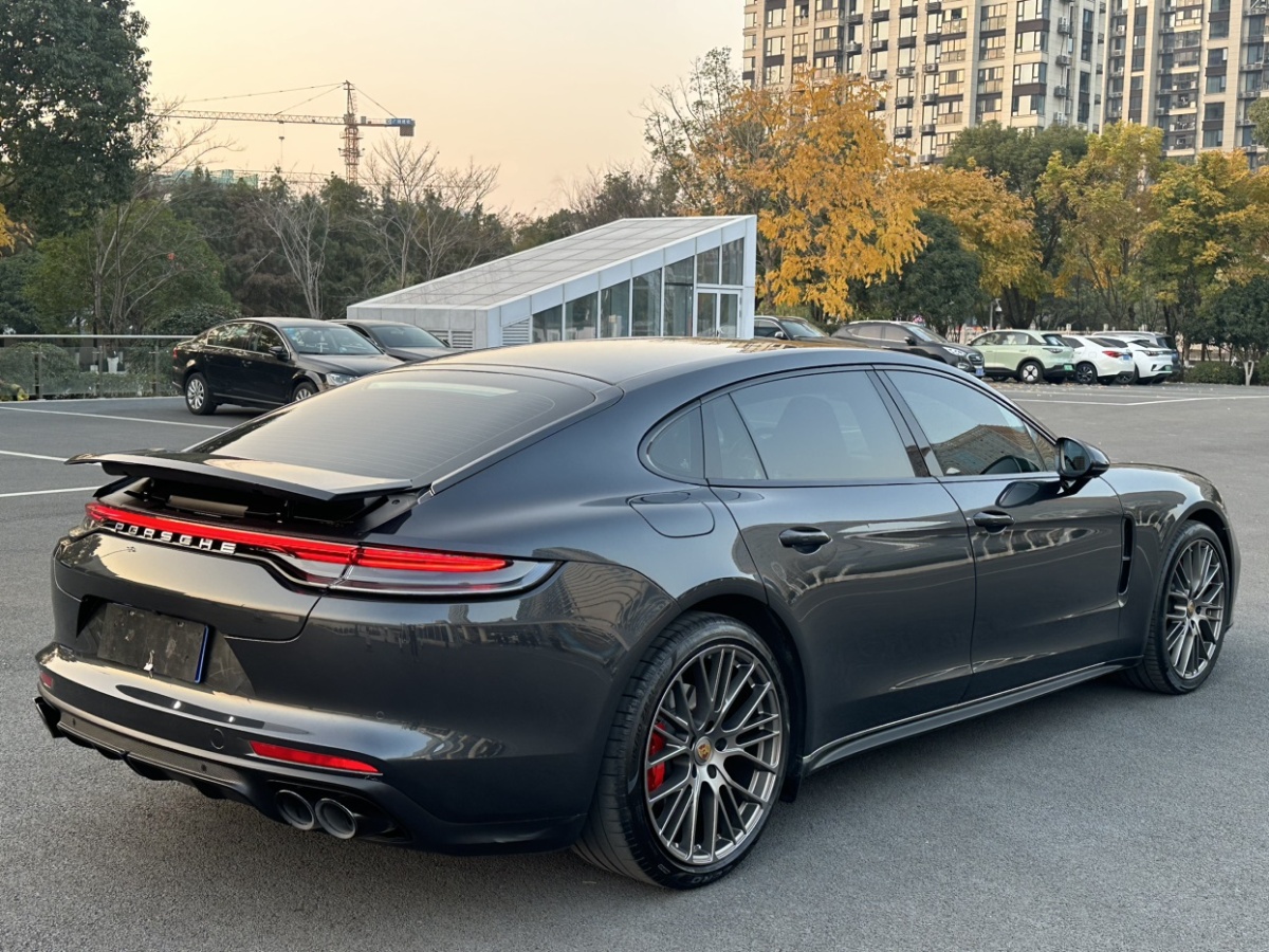 保時(shí)捷 Panamera  2023款 Panamera 行政加長版 2.9T圖片