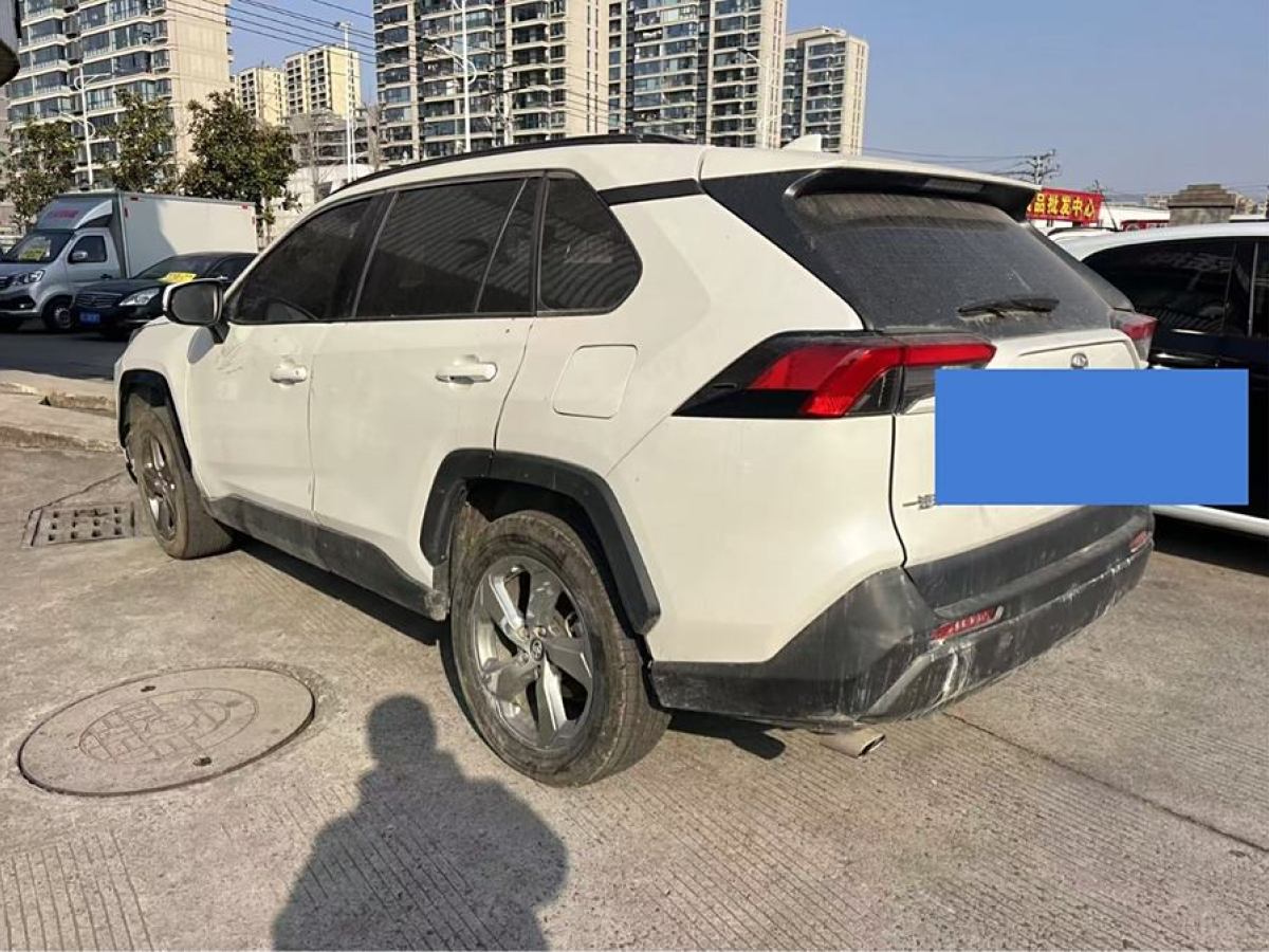 豐田 RAV4榮放  2021款 2.0L CVT四驅(qū)風(fēng)尚版圖片