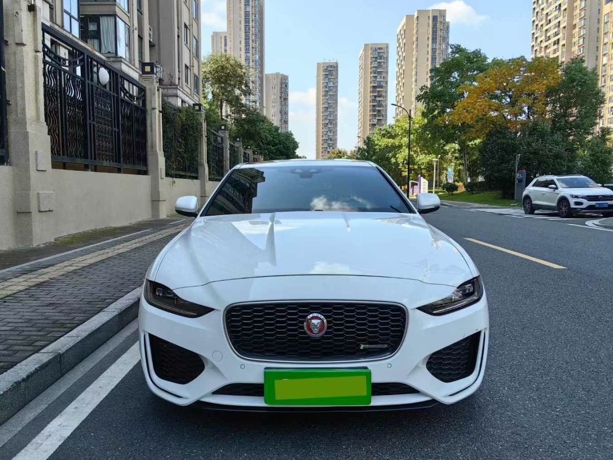 2020年11月捷豹 XE 