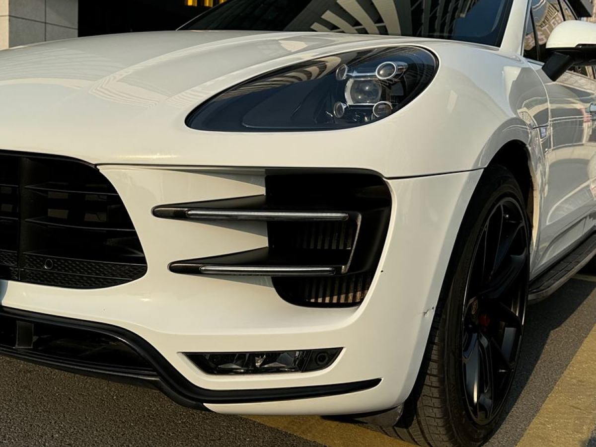 保時(shí)捷 Macan  2014款 Macan Turbo 3.6T圖片