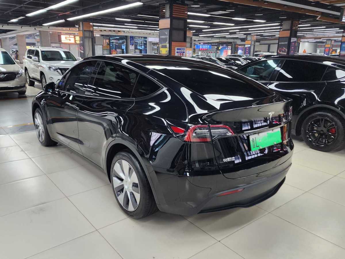 特斯拉 Model 3  2023款 煥新版 后輪驅(qū)動(dòng)圖片