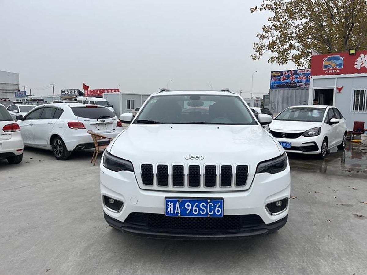 Jeep 自由光  2020款 2.0T 兩驅(qū)領先版圖片