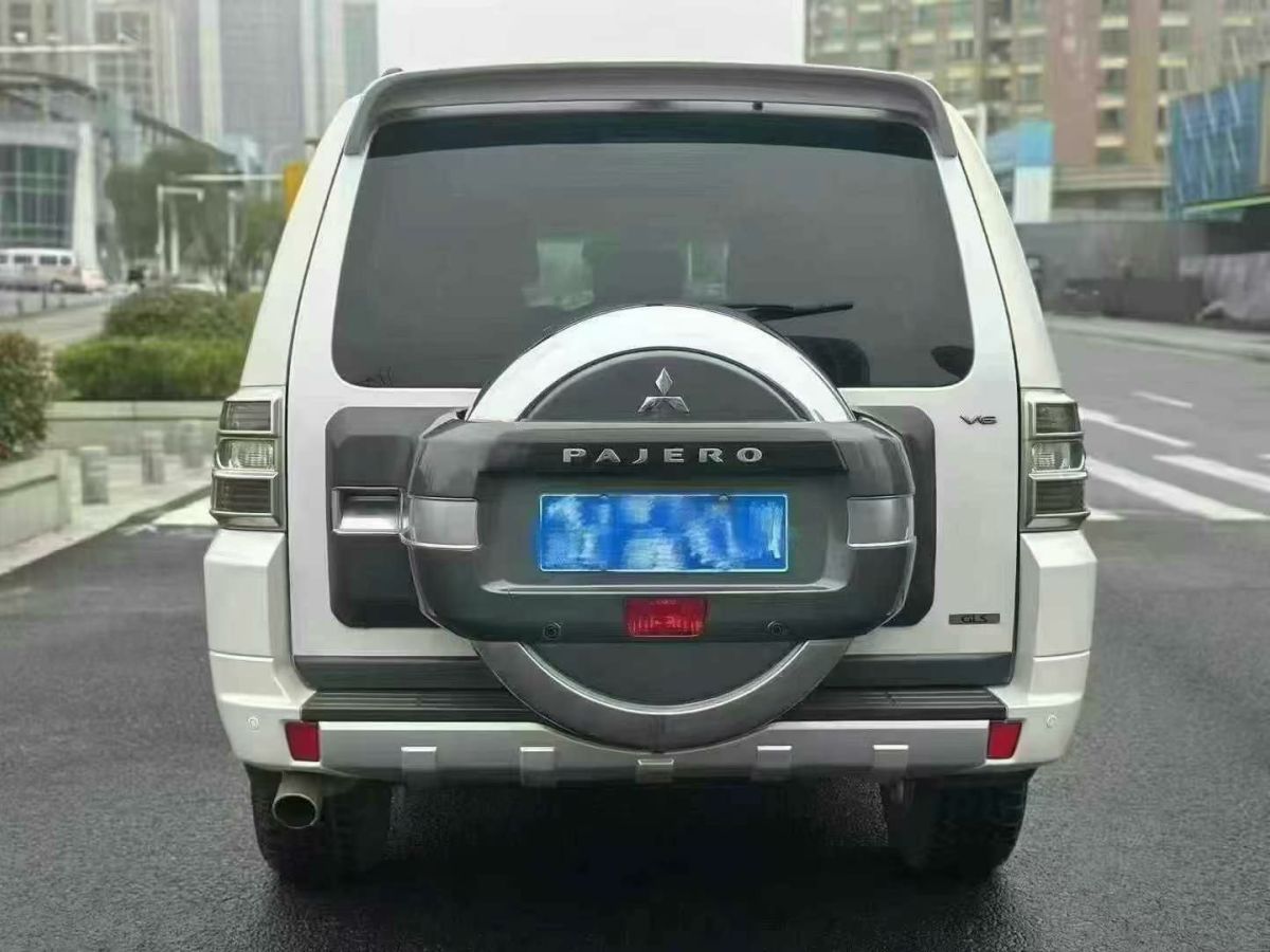 三菱 帕杰羅  2019款 3.0L 自動尊貴版圖片