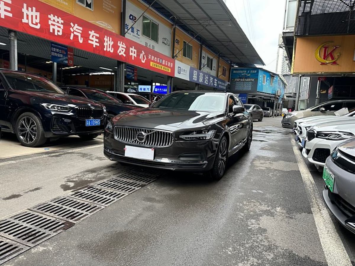 2021年8月沃爾沃 S90  2022款 B5 智遠豪華版