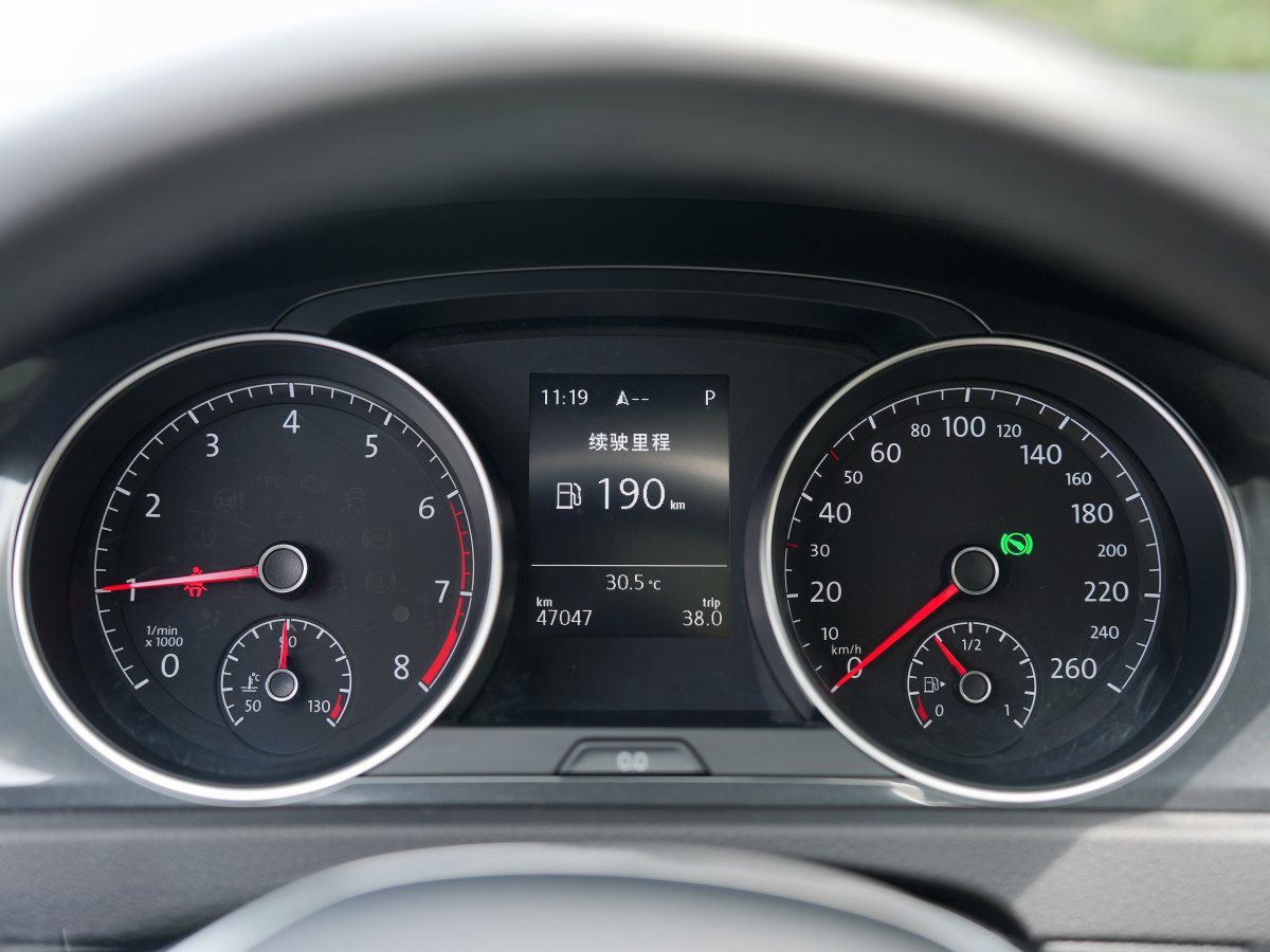 2020年3月大眾 高爾夫  2019款  200TSI DSG舒適進(jìn)取版 國(guó)VI