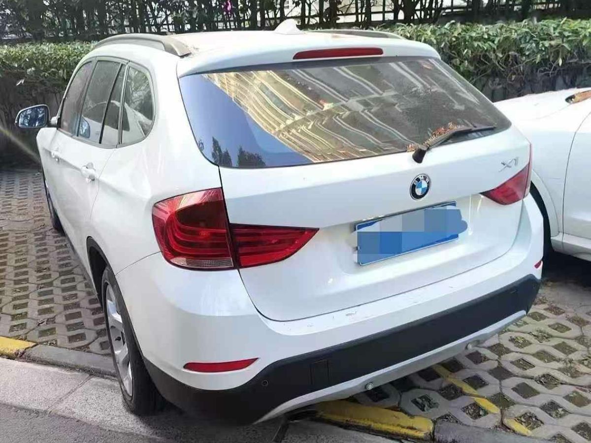 寶馬 寶馬X1  2013款 X1 xDrive20i 2.0T 探索版圖片