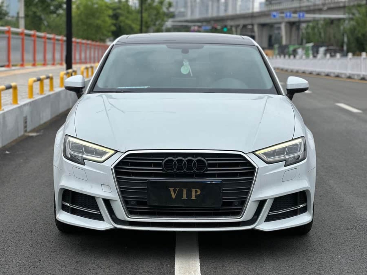 奧迪 奧迪A3  2019款 Limousine 35 TFSI 時(shí)尚型 國V圖片
