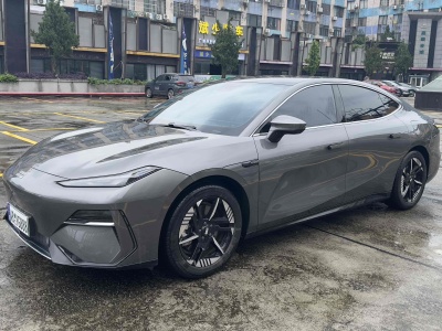 2024年7月 銀河 銀河E8 550km 后驅(qū)龍騰版圖片