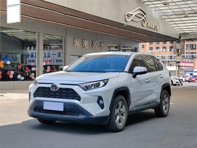 2021年1月 豐田 RAV4榮放 2.0L CVT兩驅(qū)都市版圖片