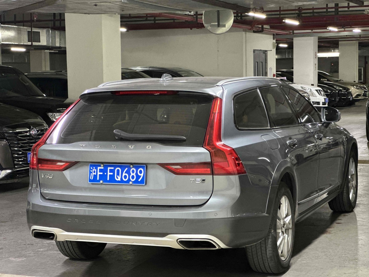 沃爾沃 V90  2019款 Cross Country T5 AWD 智遠(yuǎn)版圖片